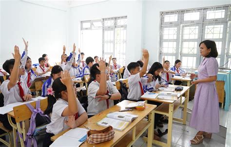  Mì Lanzhou: Sự kết hợp hoàn hảo giữa nước dùng đậm đà và sợi mì dai ngon!